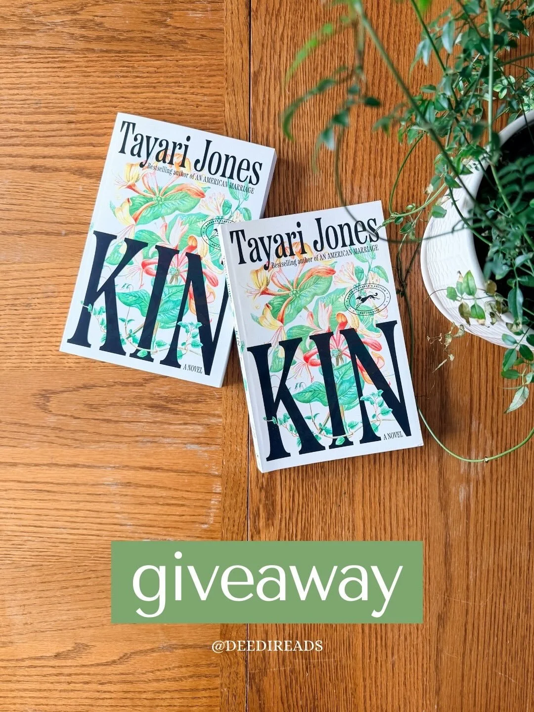 Thanks to the generous folks at @aaknopf, I have an extra advanced copy of KIN by Tayari Jones to give away!
⠀⠀⠀⠀⠀⠀⠀⠀⠀
AN AMERICAN MARRIAGE took the world by storm when it was published back in 2018. It won the Women&rsquo;s Prize, the Aspen Words Li