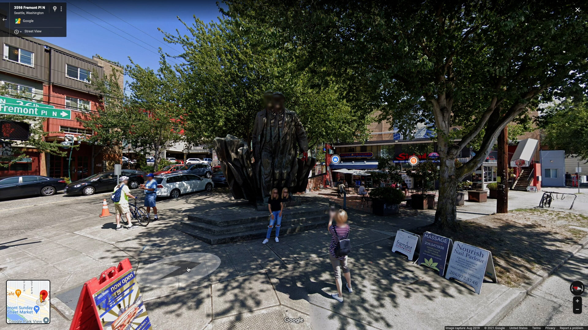    ten sculptures: one hour searching for lenin on street view: hauntology in the logic of total documentation.    Still from video, 2021 