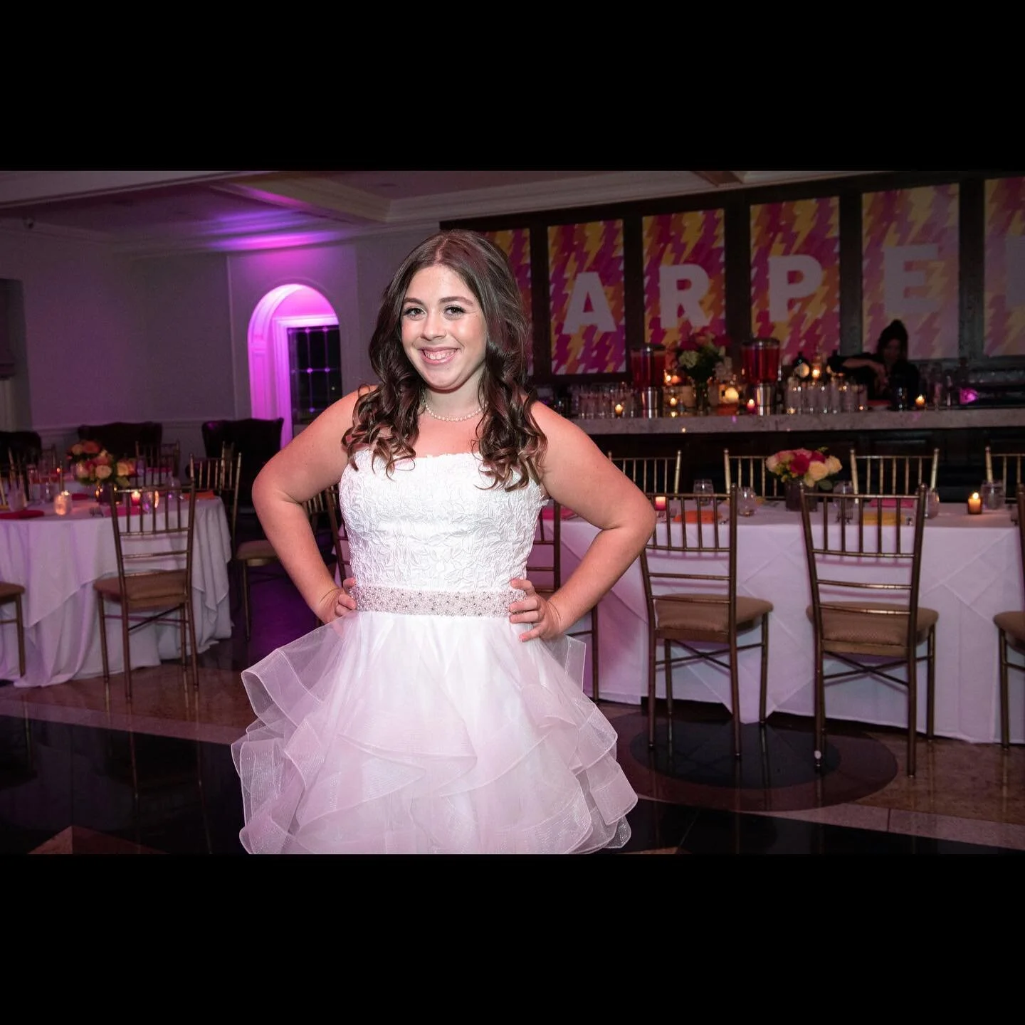 Celebrating Harper! Mazel Tov @brookechristian329 + family ❤️ 
.
Beautiful event design @thesandiz 🌟@townhousegreenwich
.
#batmitzvah #batmitzvahgirl #becomingawoman #mitzvahmarket #mazeltov #mitzvahphotographer #eventphotography #familyphotography 