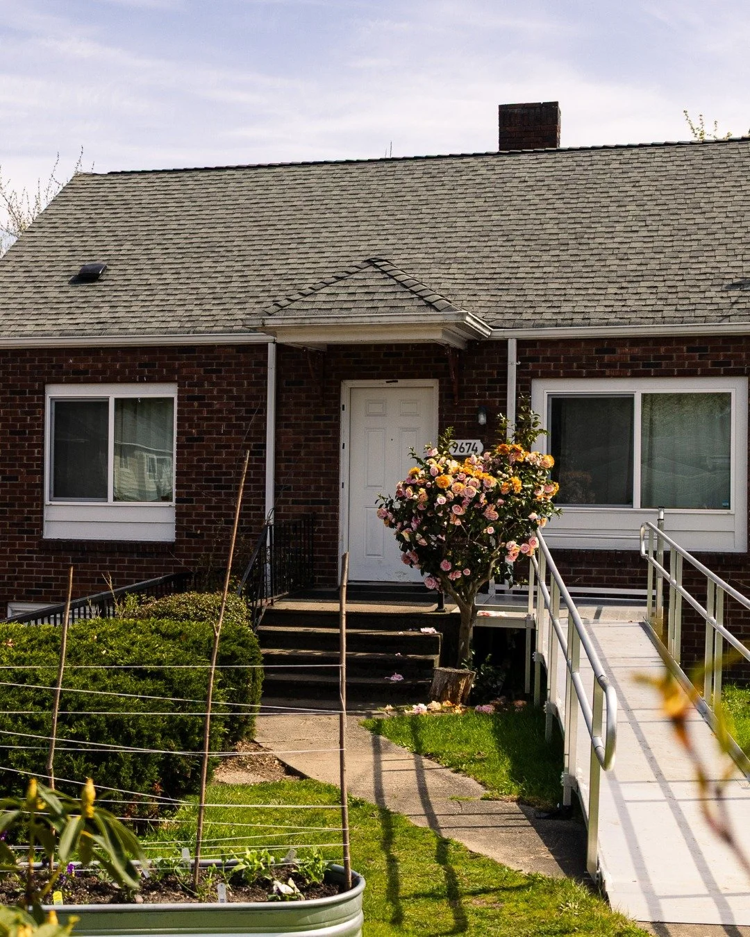 We offer FREE community space for BIPOC groups! 

As we begin planning our 2026 programming, we want to remind you that we offer FREE rentals of our space to BIPOC and Native groups whose values align with ours for events, retreats, classes, ICE and 