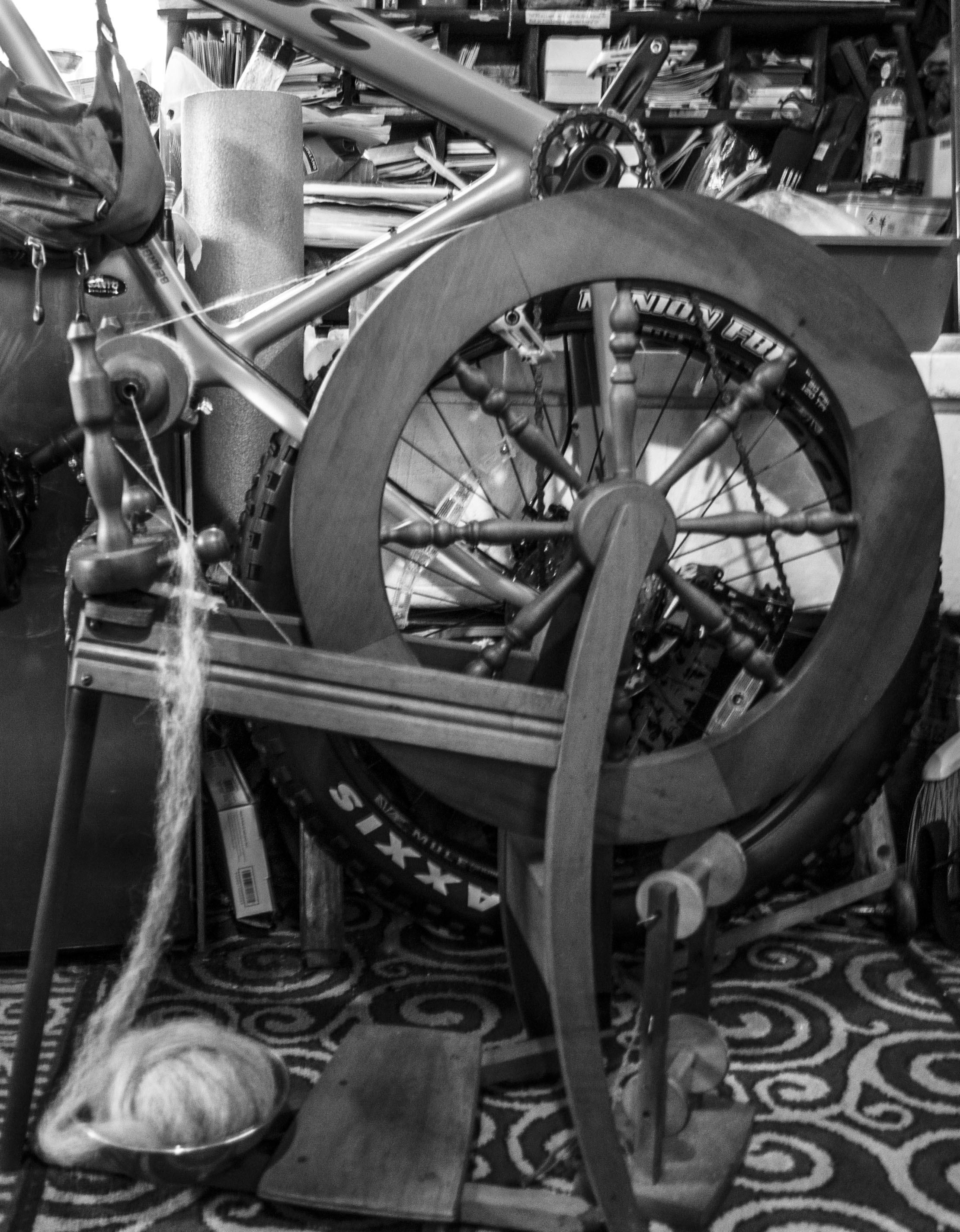Mark Vail's spinning wheel and fat tire bike