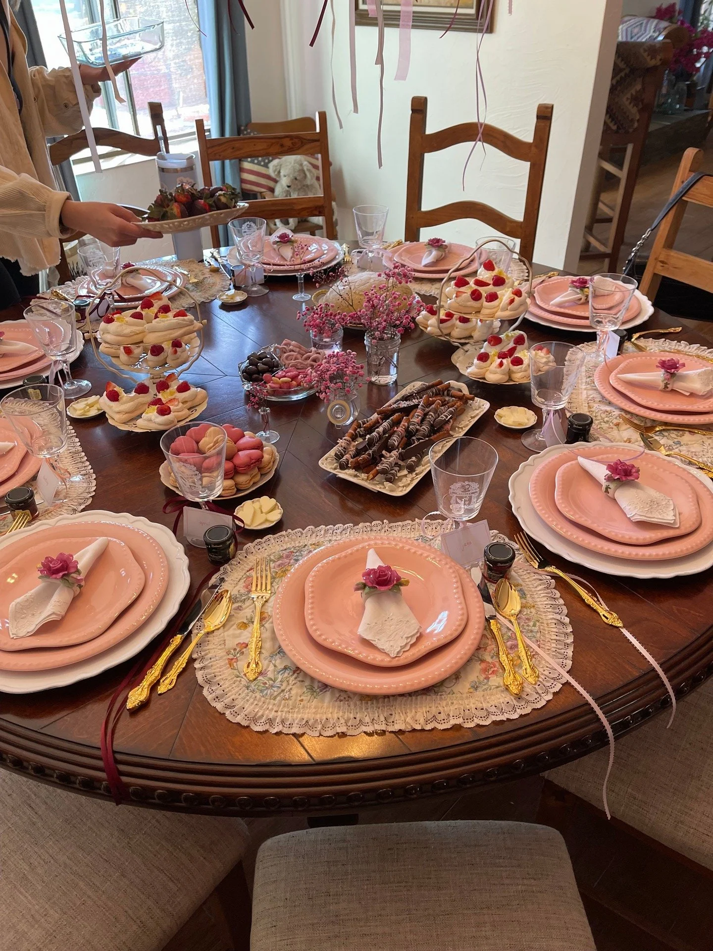 ✨🌸Sparks of Joy - Little moments in our daily lives of Nurtured 9 🌸✨

April's Sparks of Joy:
1) Girl's Brunch
2) Wedding Smiles
3) The sunset before rain!
4) Unboxing Fugglers (we love/hate them too) with Lauryn's Kiddos
5) A cactus bloom
6) The be