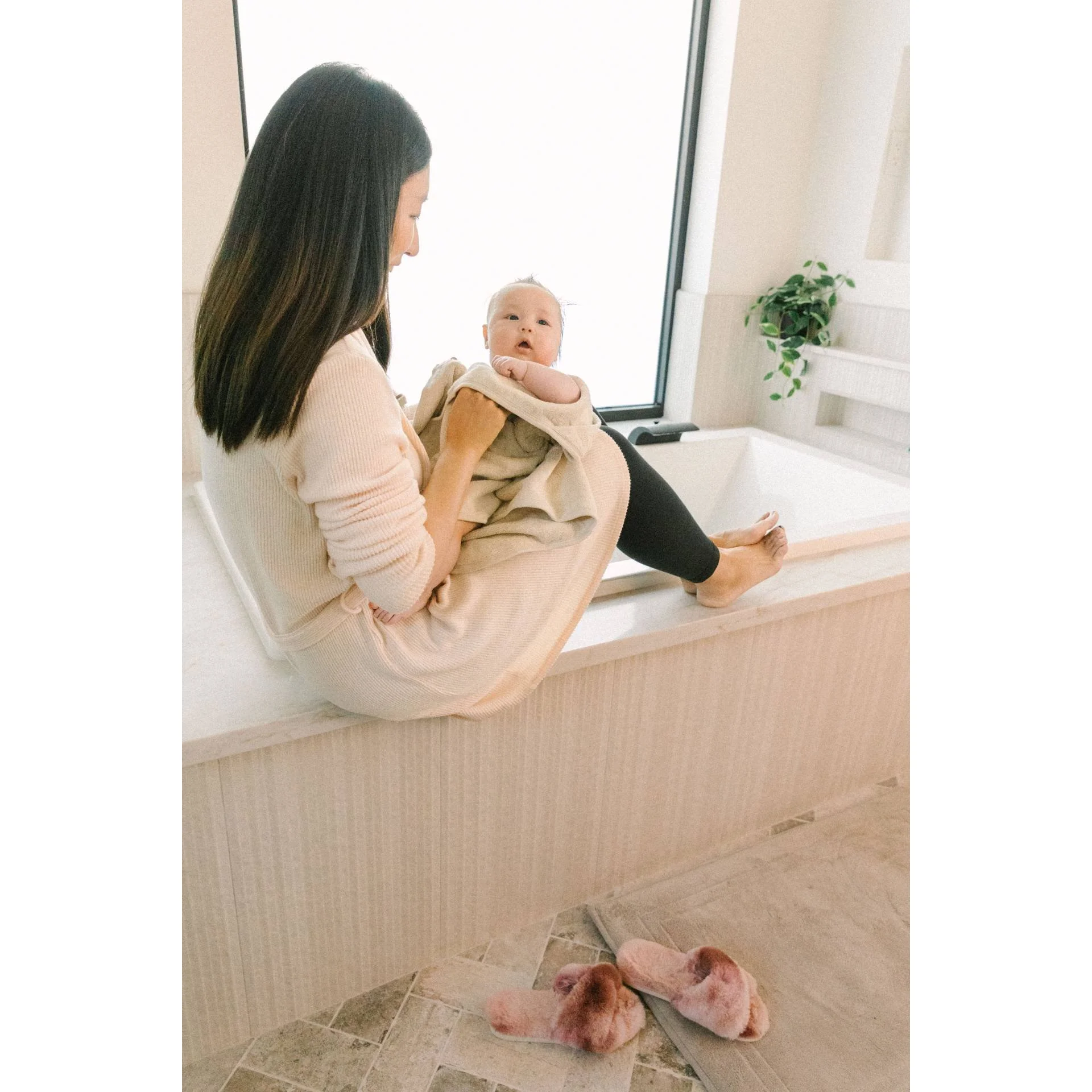 pink-cozy-knit-robe-bathtub.jpg