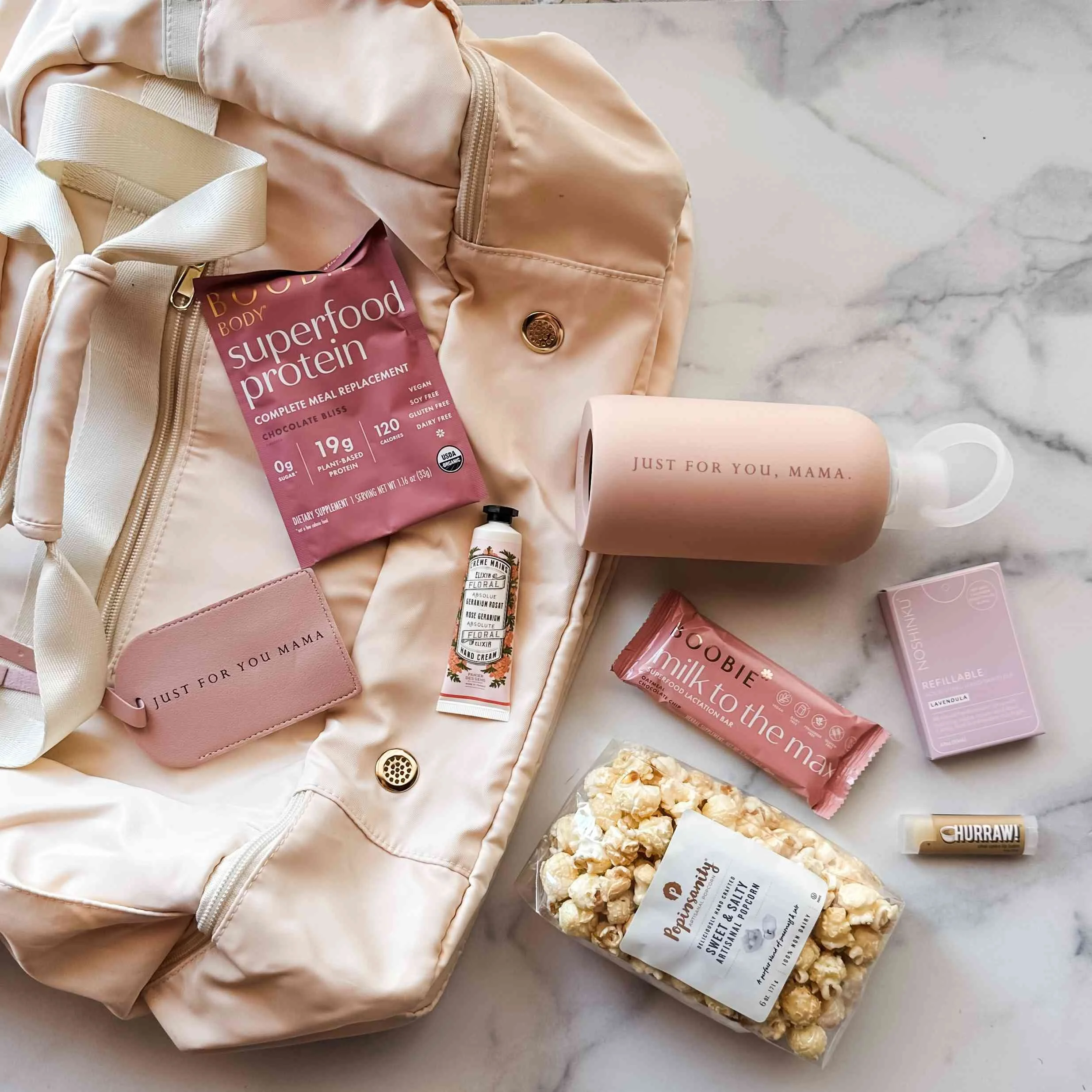 nicu-gift-box-nursing-version-flatlay.jpg