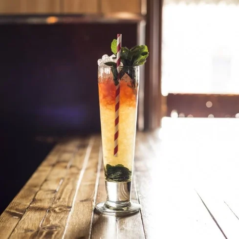 Queen%27s+Park+Swizzle+-+Angostura.jpg