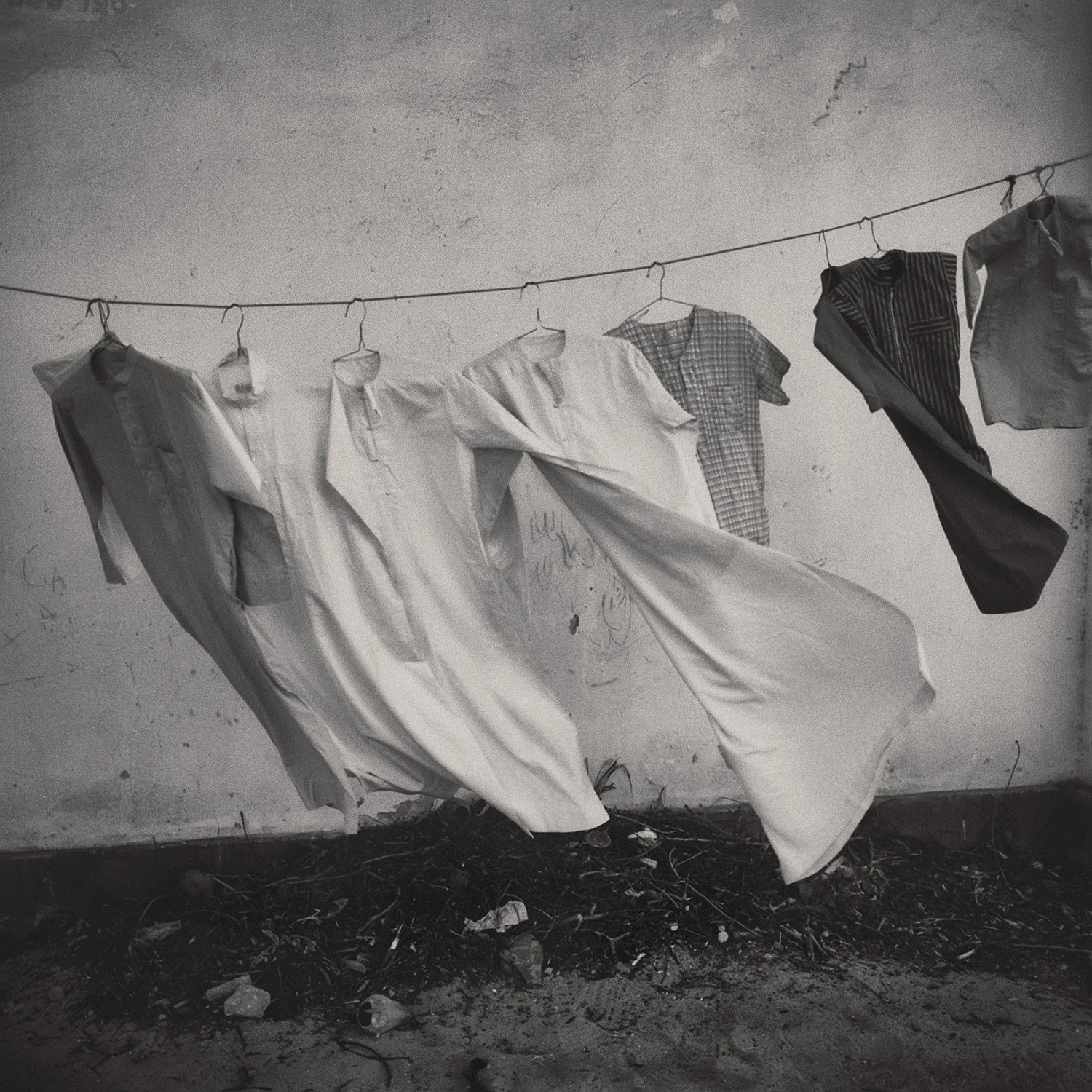 gilles nicolet CLOTHES ON A LINE.jpg