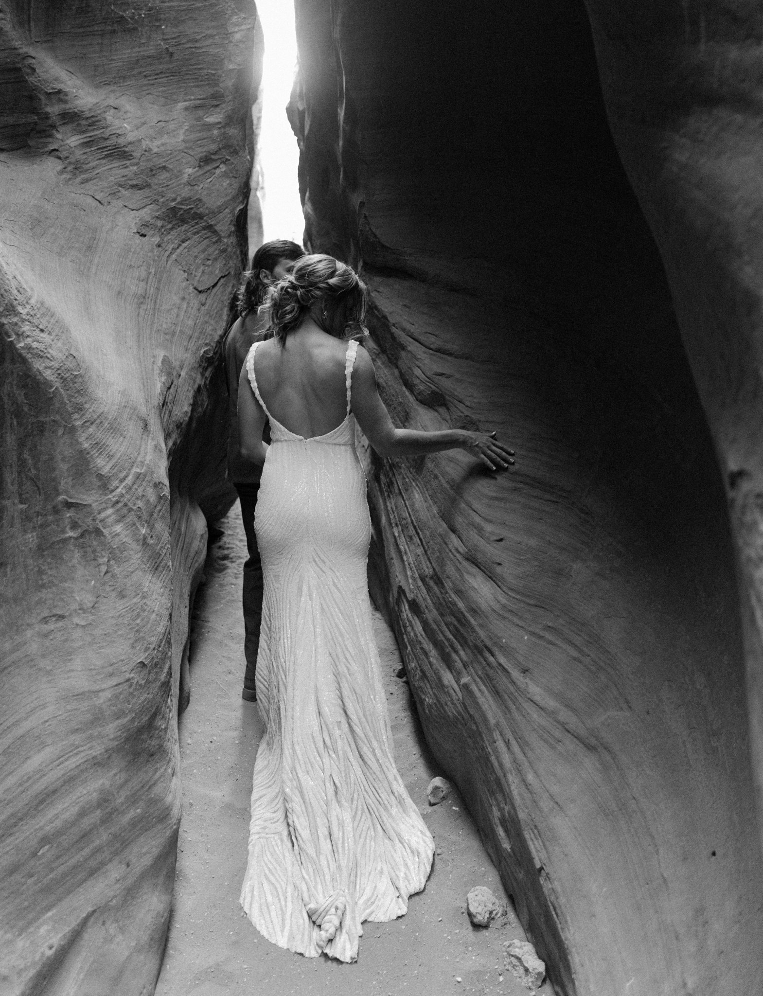 j.gracie-photography-Slot-Canyon-and-Horseshoe-Bend-Elopement-Arizona-Photographer-71.jpg