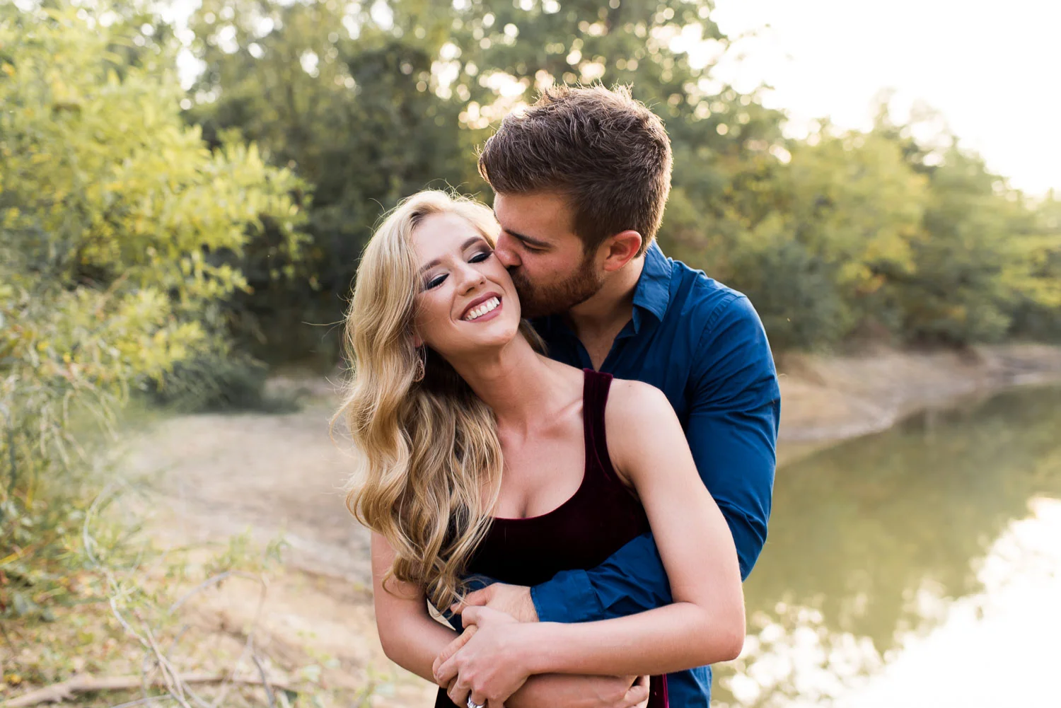 josh - lindsey - engagement - photos - alrington - texas - river - legacy - park-9.jpg