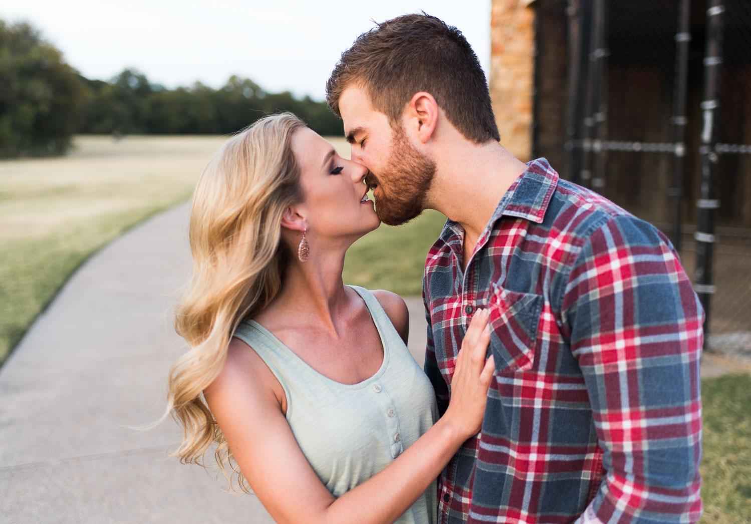 josh - lindsey - engagement - photos - alrington - texas - river - legacy - park-20.jpg