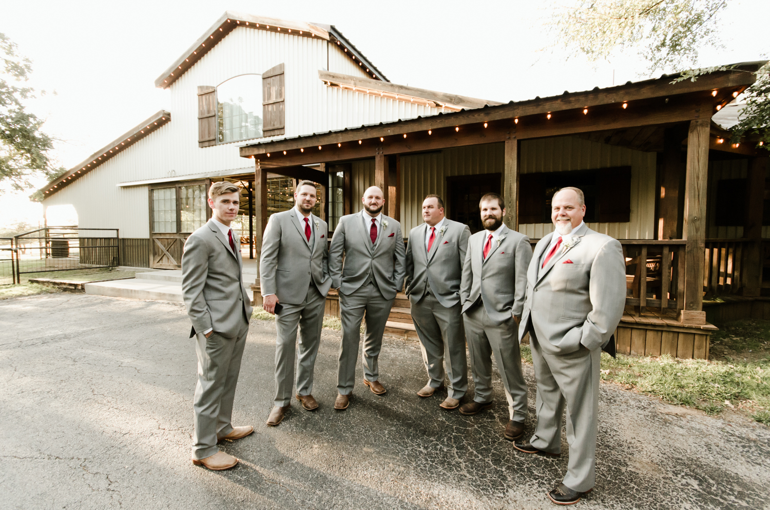 classic-oaks-ranch-mansfield-wedding-kaitlin-chris-13.jpg