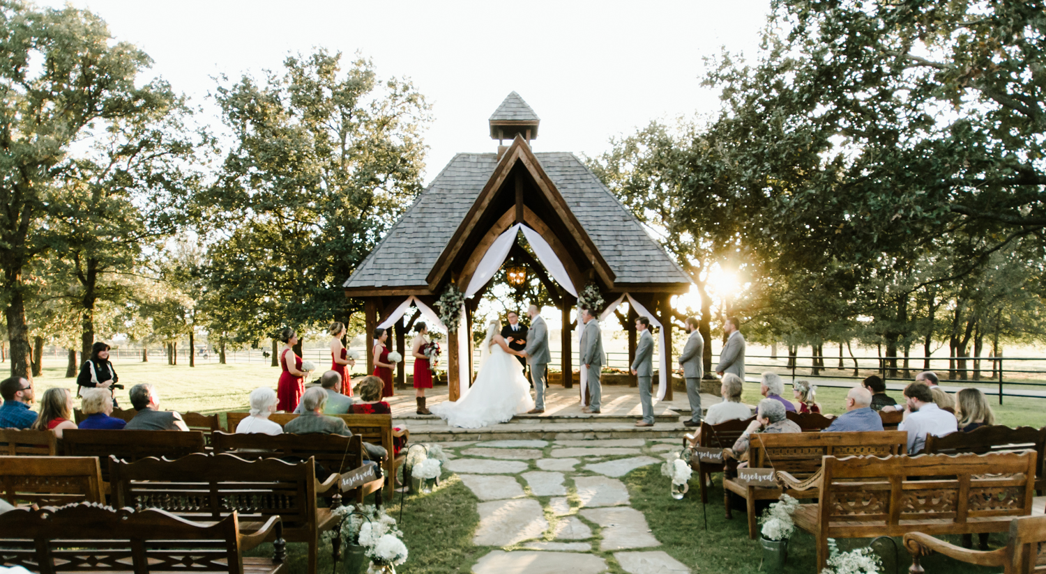 classic-oaks-ranch-mansfield-wedding-kaitlin-chris-16.jpg