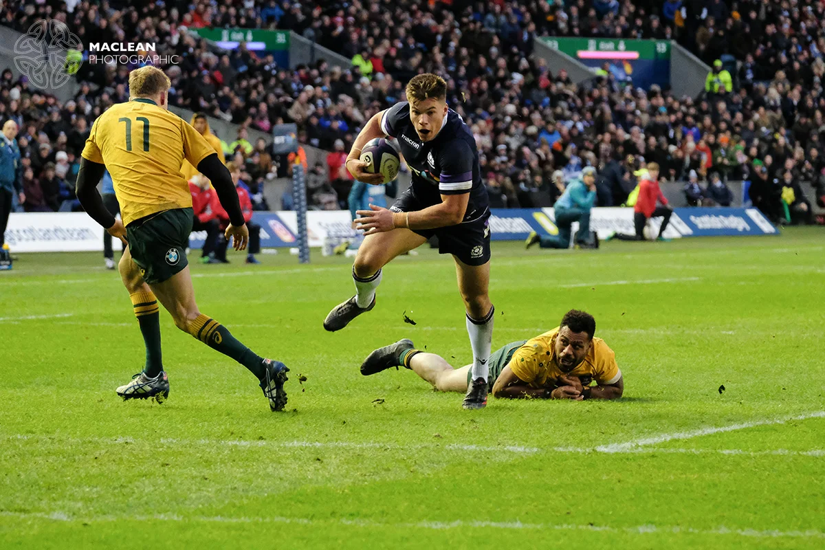 Scotland's Huw Jones attacking the Australian defence in the Autumn International at Murrayfield FUJIFILM X-H1 + XF100-400mm f4.5/5.6 - 1/800 @ f4.7 ISO8000 (zoom - 145mm)