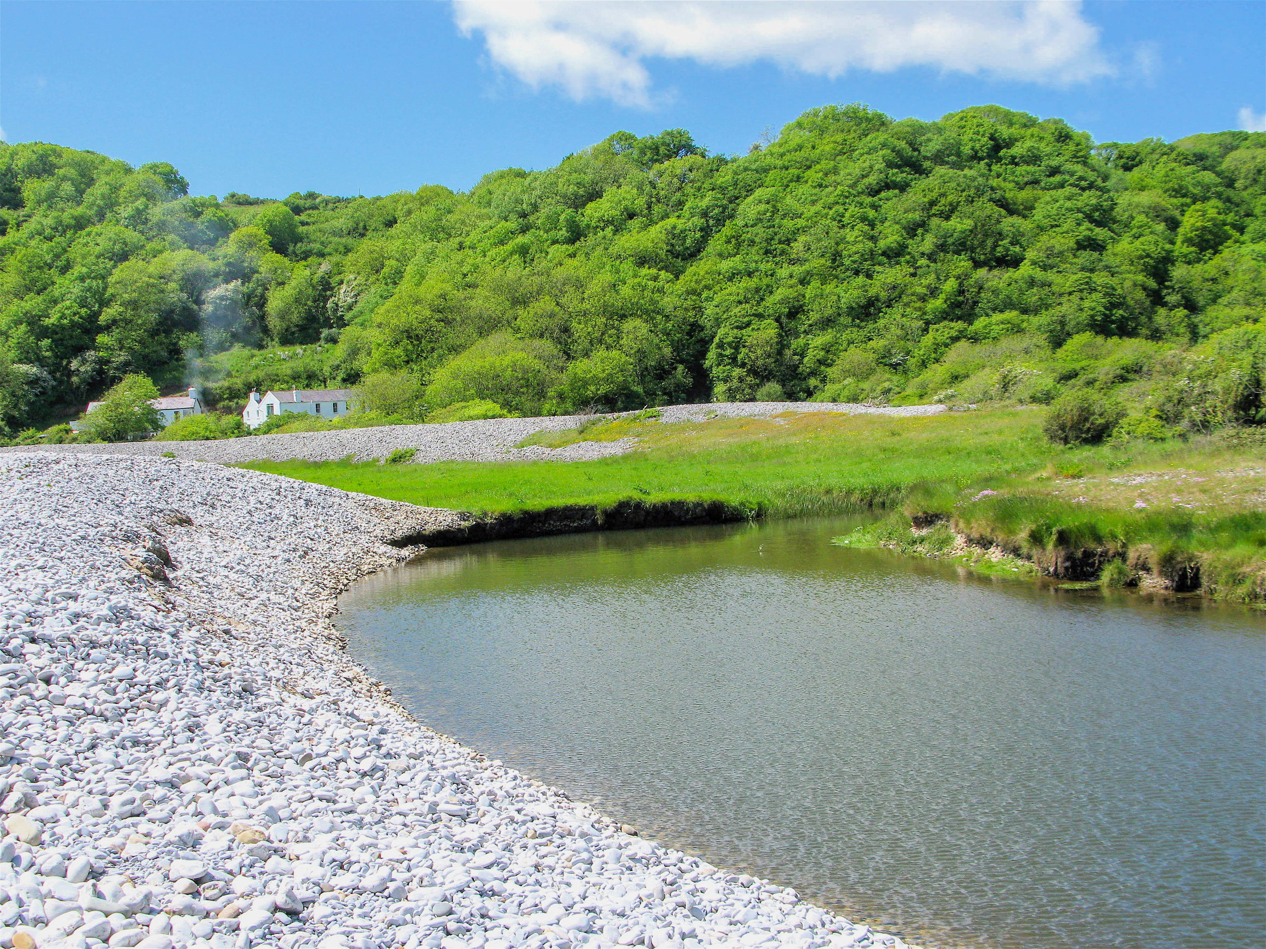 Pwll Du Bay