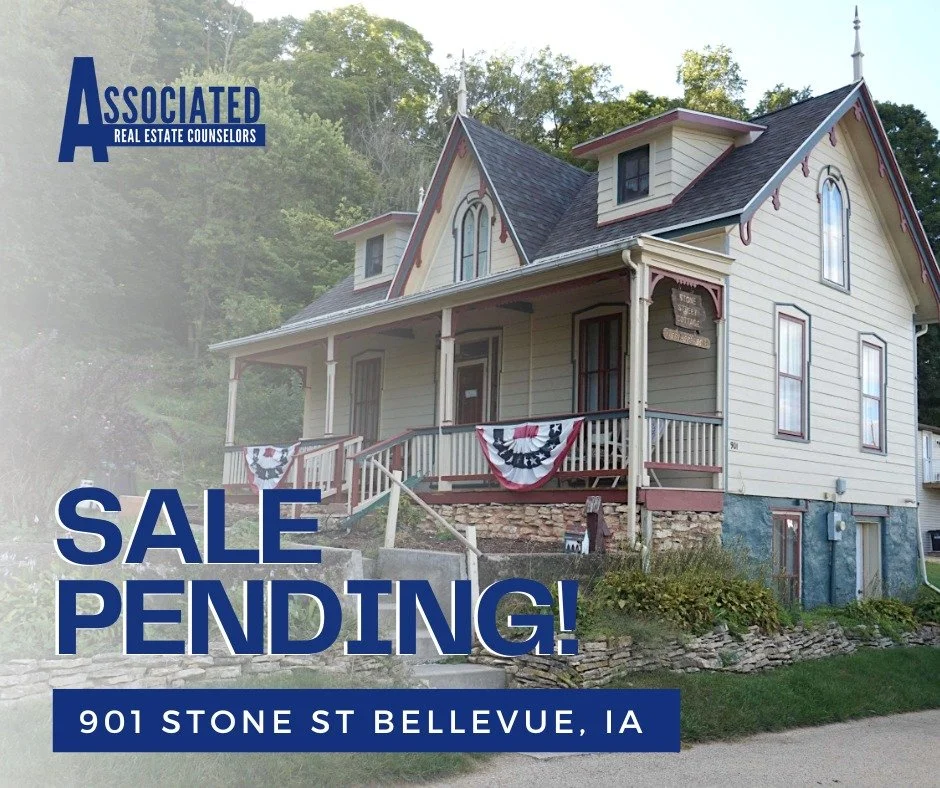 💥SALE PENDING💥
📍901 Stone St Bellevue, IA

Jo Ernst and the Associated Real Estate Team truly enjoy helping members of our community find a place to call home!

🛏 2 bedrooms
🛁 1.5 baths