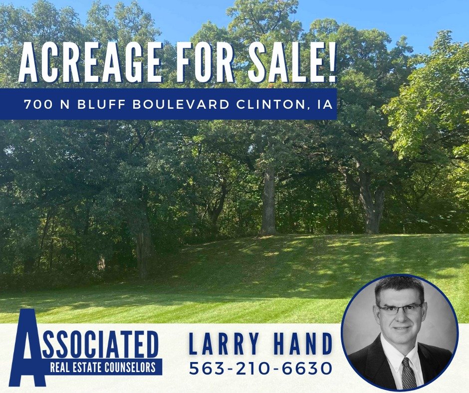 🌳 LAND FOR SALE🌳
📍700 N Bluff Boulevard, Clinton, IA

💲110,000
🌳 13.29 wooded acres
🏡 Several possible uses, such as building a home or a recreational property.

📱Contact Larry Hand REALTOR&reg; 563-210-6630 for a private showing today!
👇CLIC