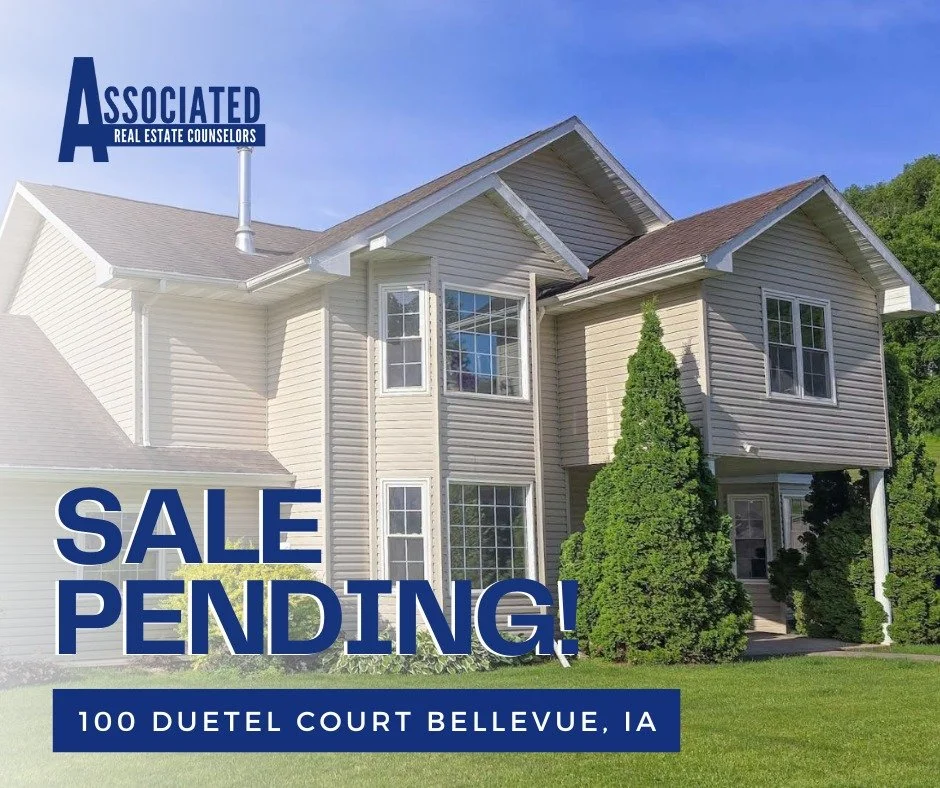 💥SALE PENDING💥
📍 100 Duetel Court | Bellevue, IA

Jo Ernst and the Associated Real Estate Team love helping members of our community find a place to call home!

🛏  4 bedrooms
🛁  3.5 baths