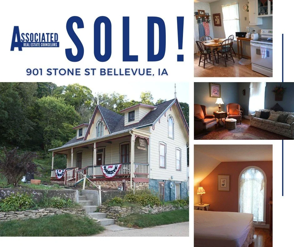 🎉SOLD🎉
📍 901 Stone St, Bellevue, IA
🛏 Cozy 2 bedroom home

Jo and the Associated Real Estate Team helped another family find a house to call home! 

👉Reach out to our team today to get expert support in selling your home or finding the ideal one