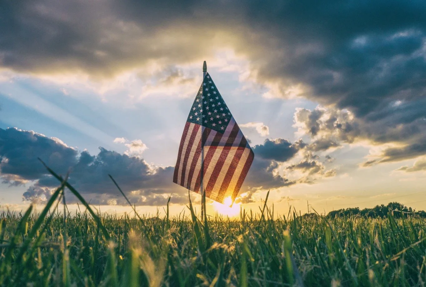 🇺🇸 In remembrance of Memorial Day, our Associated Real Estate Team would like to THANK all those who've served.