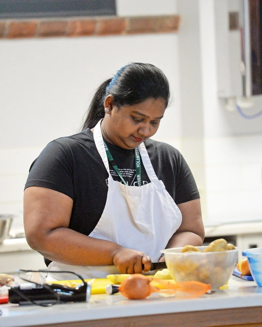 🪙 Anna got a paid job.
📣 Devinder found her voice.
😌 Gina isn't quite so worried.

What could volunteering do for you and your neighbours? (link in bio)
#VolunteersWeek #SocialValue #StrongerCommunities #VoluntarySector #CharityWork #CommunityImpa