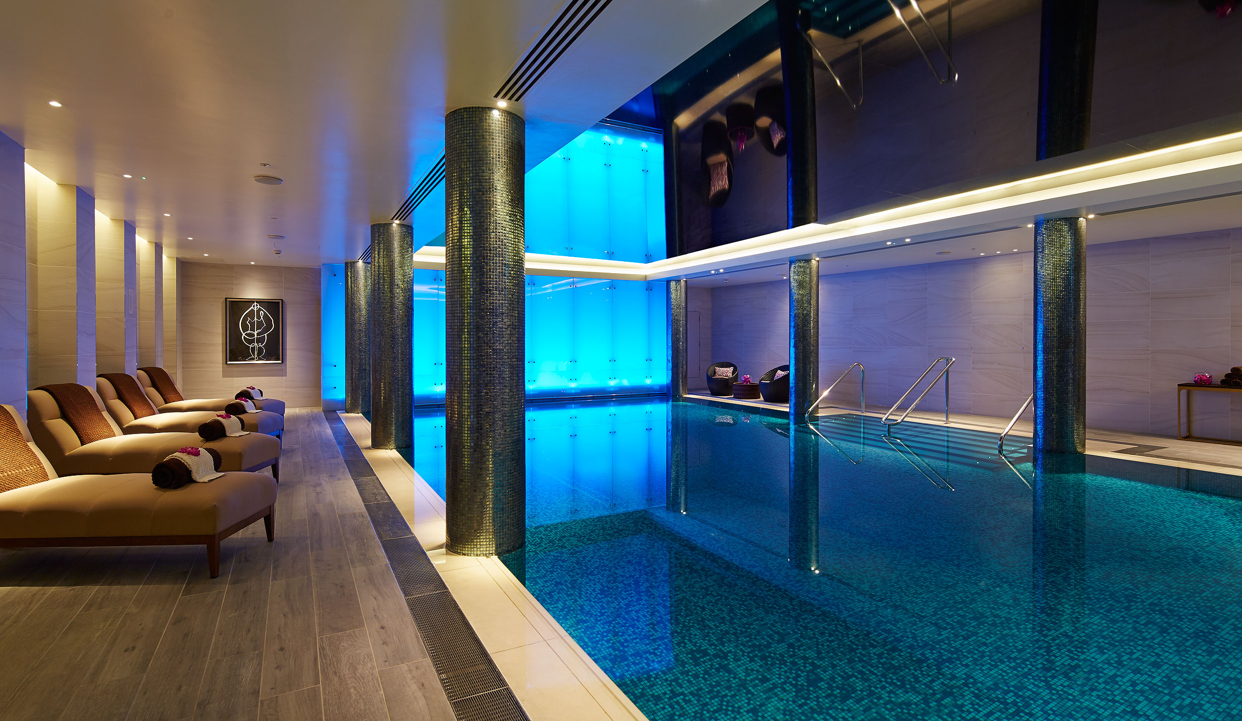 Luxury pool at the Park Lane Marriott.  Hotel photography by Mike Caldwell