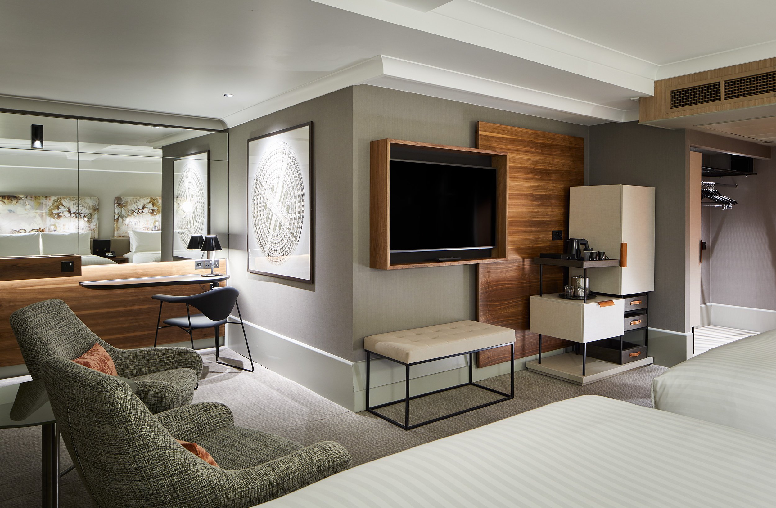 Bedroom at the Kensington Marriott, London.  Hotel photography by Mike Caldwell