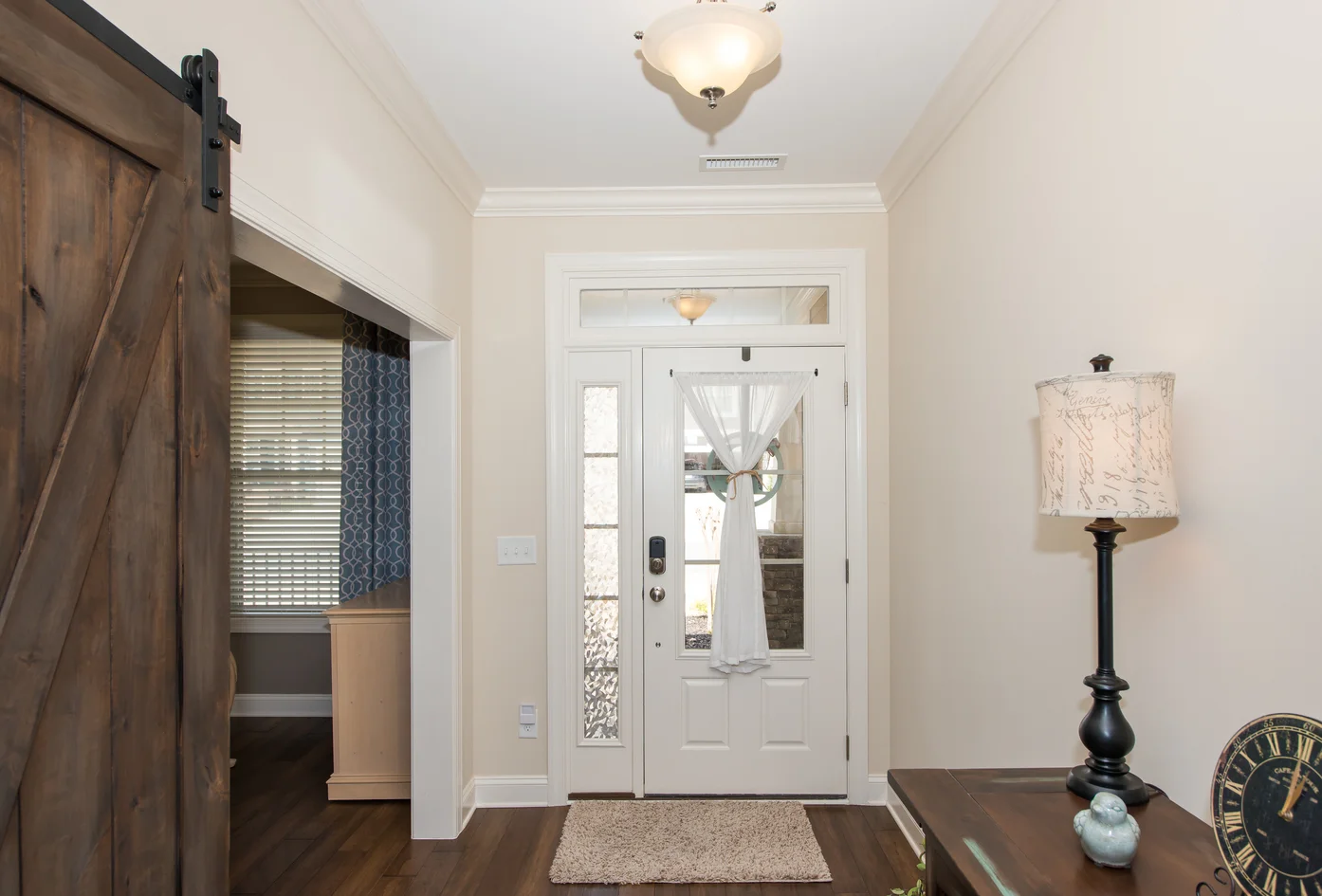 entryway.jpg