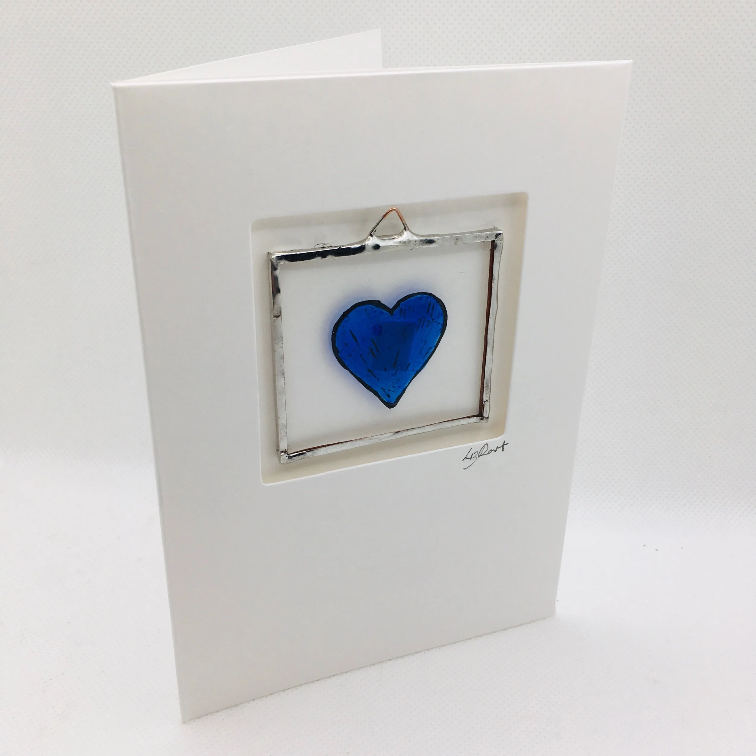 FF4DB496-83A4-4CB4-AB23-F85DA18C0FC9