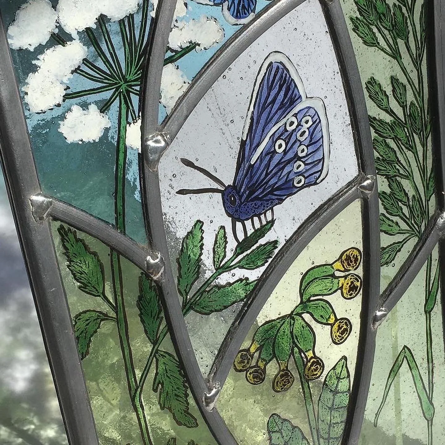 2511B649-0DDF-463C-B557-413B1CA15A31