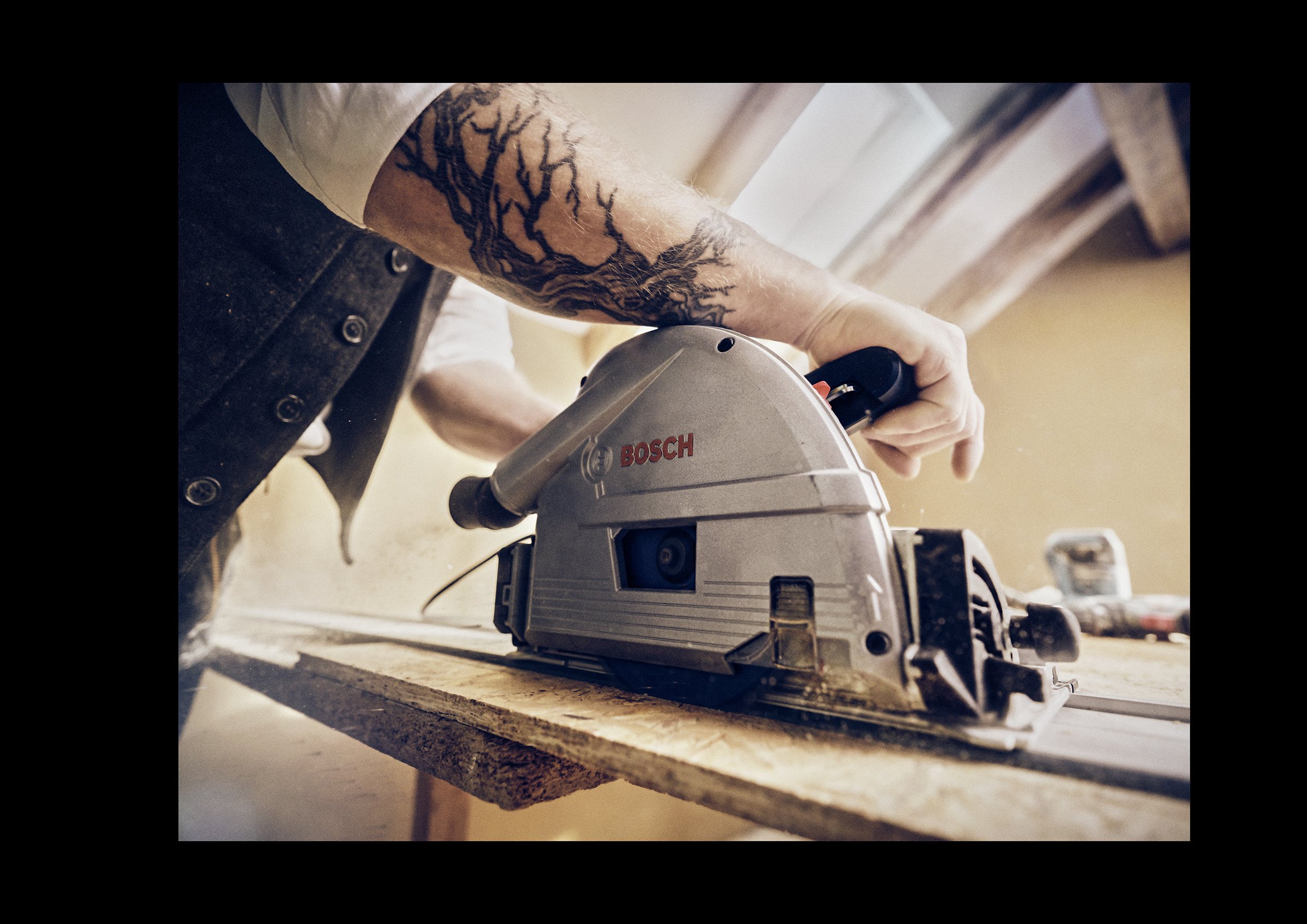 WORKER VI