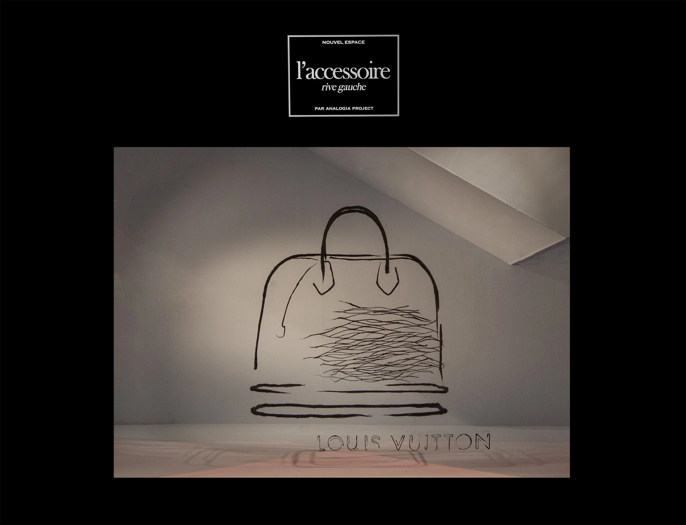 vitrines accessoire HD VUITTON.jpg
