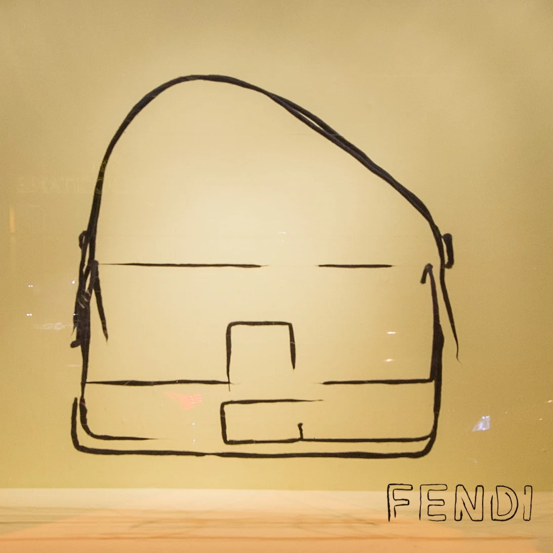 vitrines accessoire HD FENDI.jpg