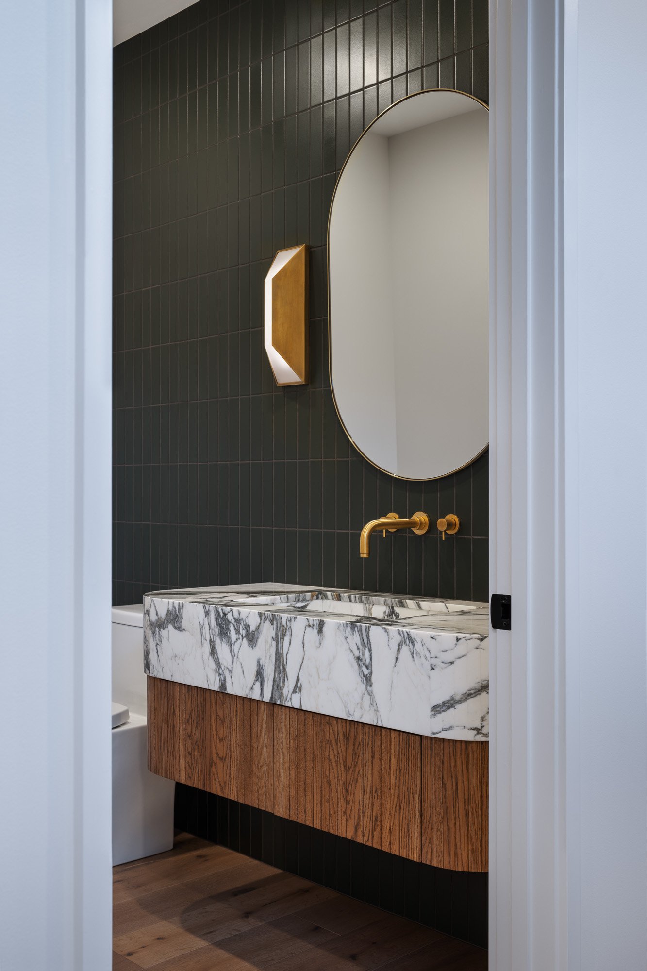 1226WellingtonCres-15410.jpg