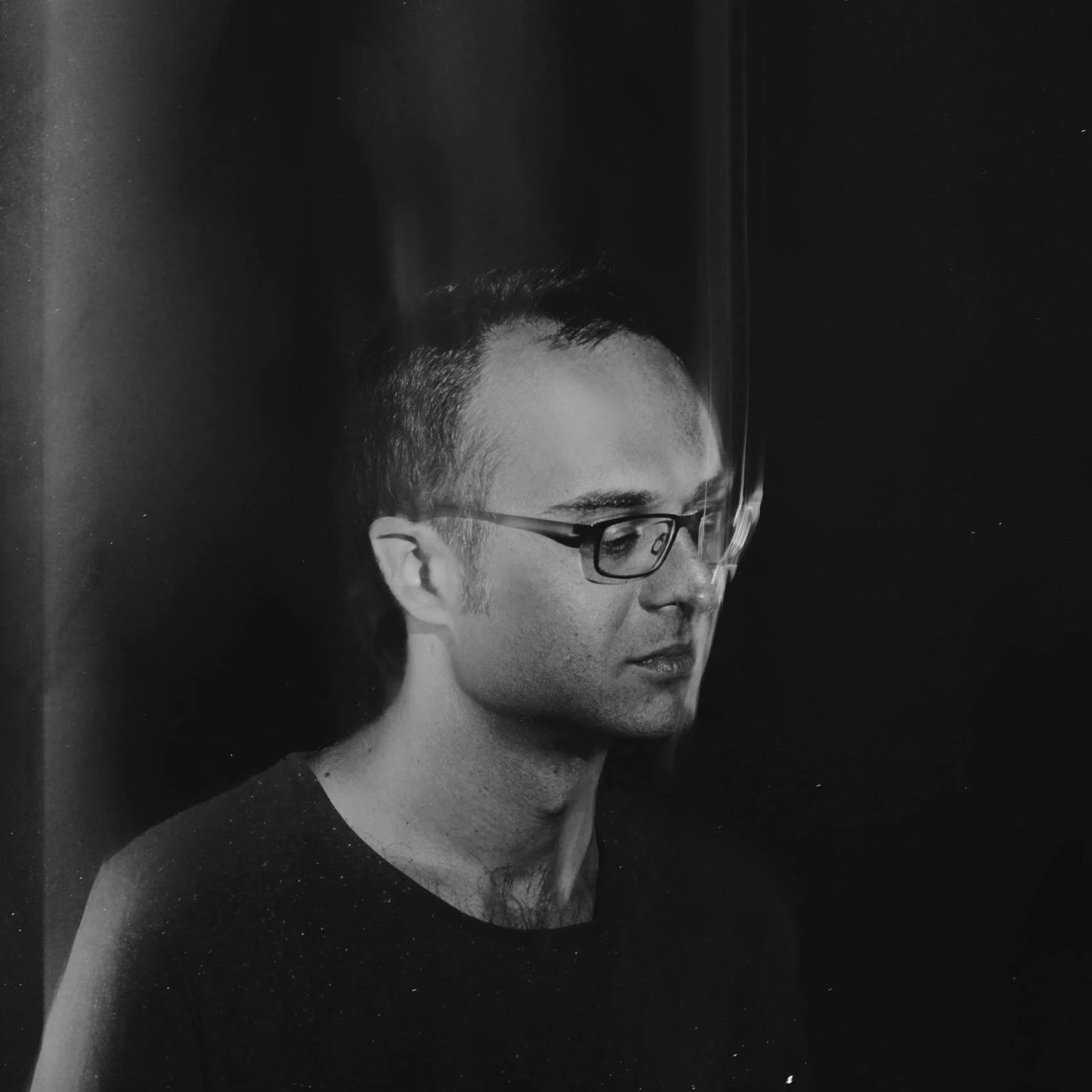 Luke Howard Signs to Faber Alt.