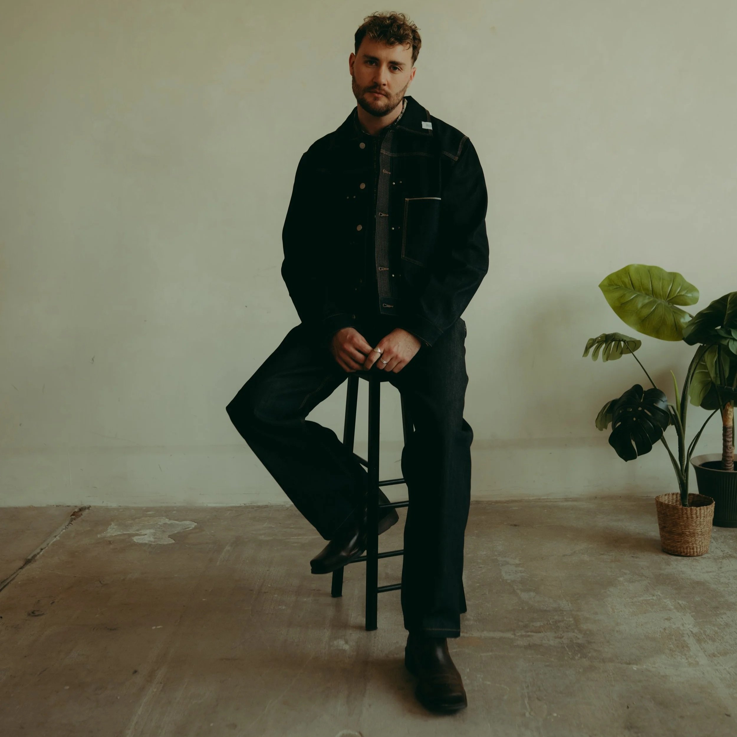 Sam Wills Signs to Faber Alt.