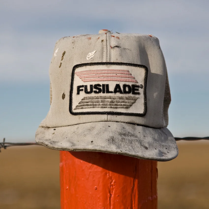 Fenceline_1_6.jpg