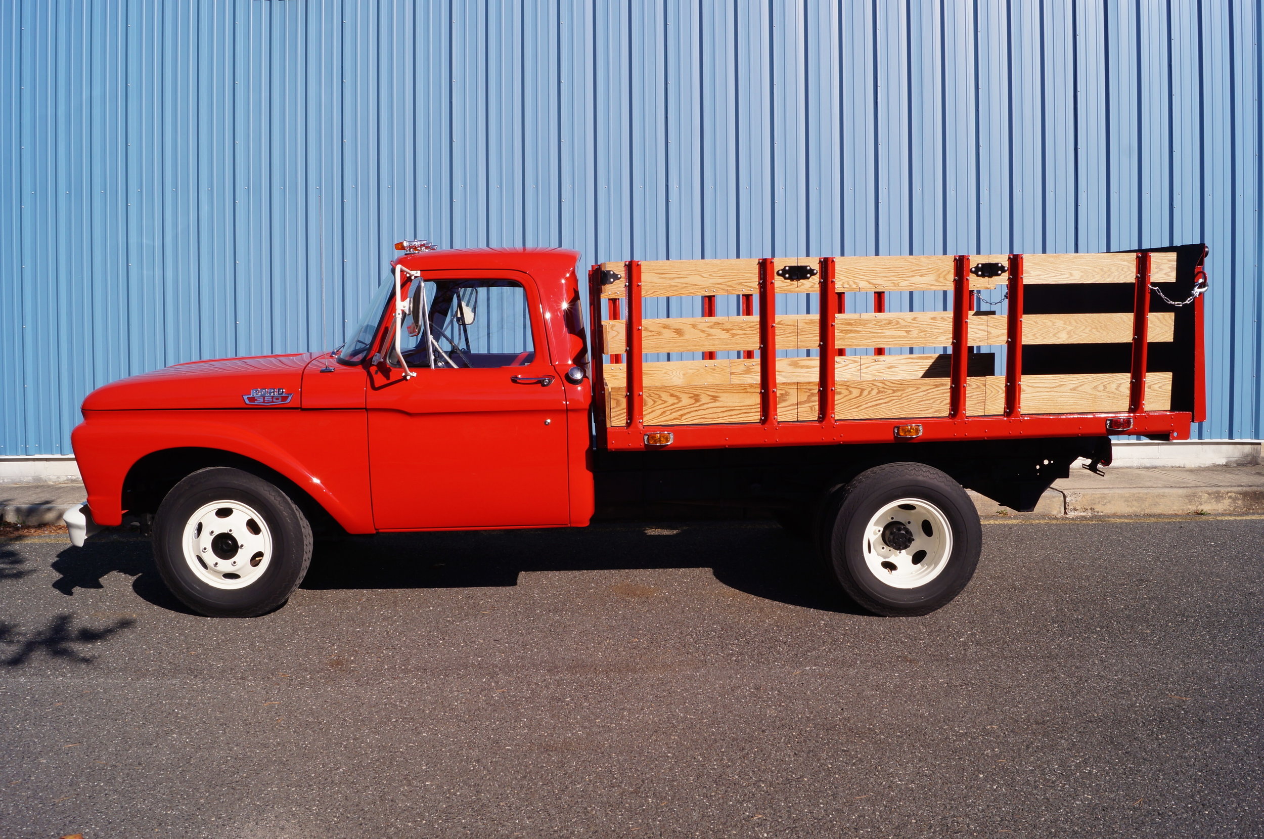 1964 Ford F350 Stakebody