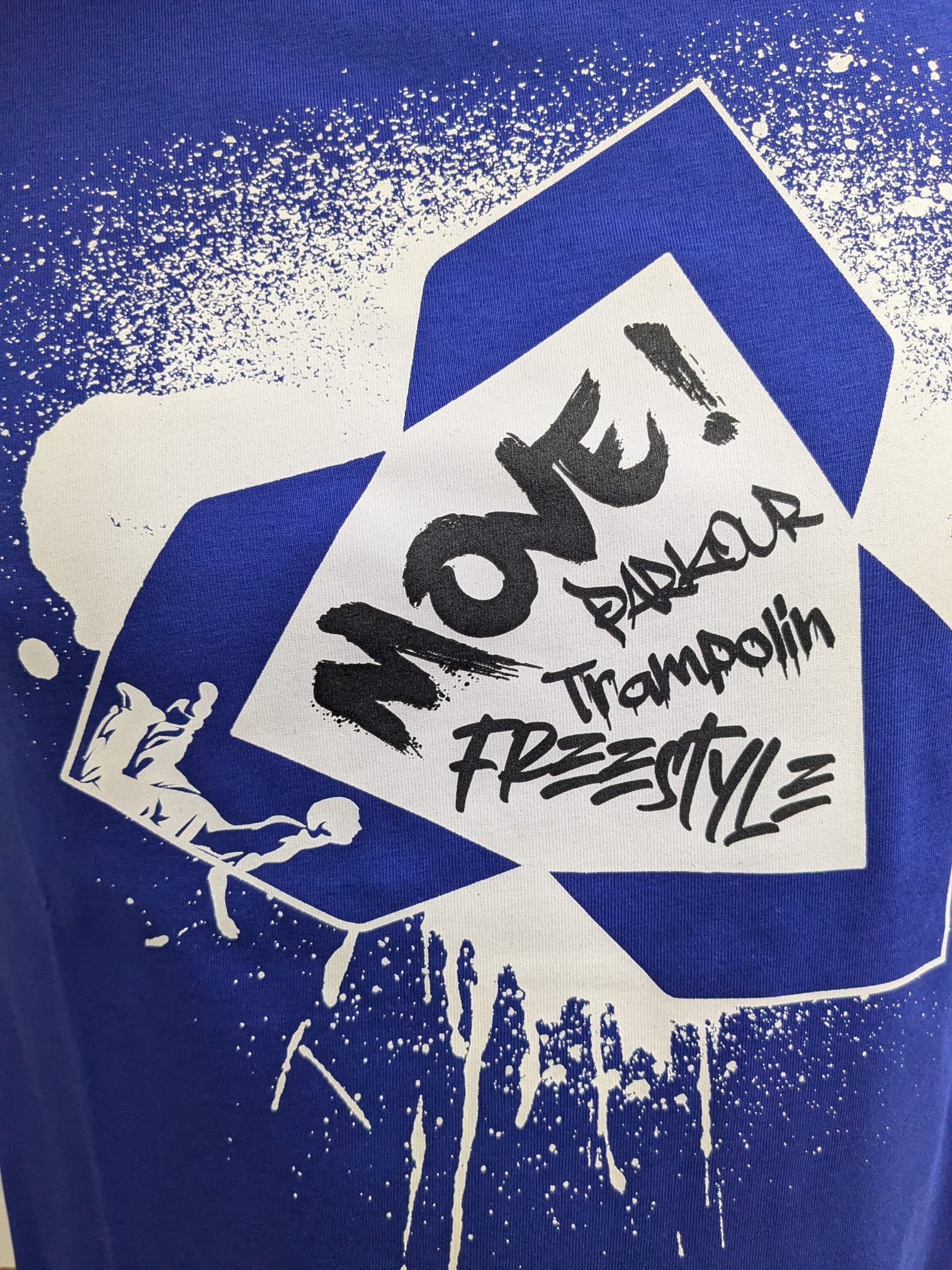 Move Shirt Logo.jpeg