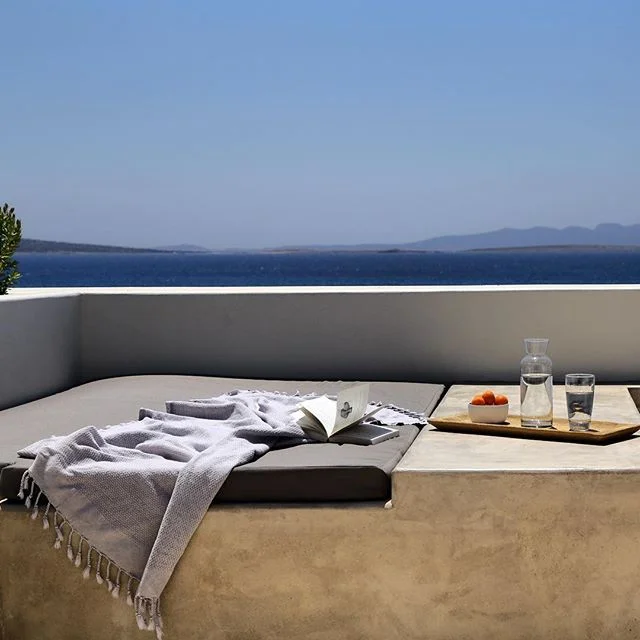 Holidays that go beyond the ordinary #ventomarino #holidayphilosophy #holidaytime #paros #holidaysthatgobeyondtheordinary #visitgreece #cyclades #instatravel #luxurylifestyle #luxurytravel #holidaygoals