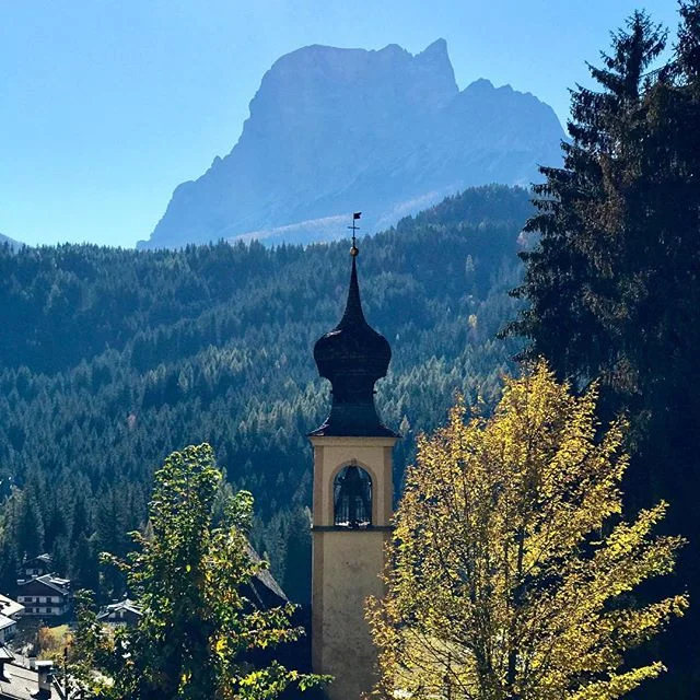 Discover the Dolomites #ventomarino #holidayphilosophy #holidaysthatgobeyondtheordinary #domites #italy #adventuretravel #instatravel #mountainlife #hikingadventures #cycling #happyplace #magicalplaces #naturephotography #uniqueholiday #breathe