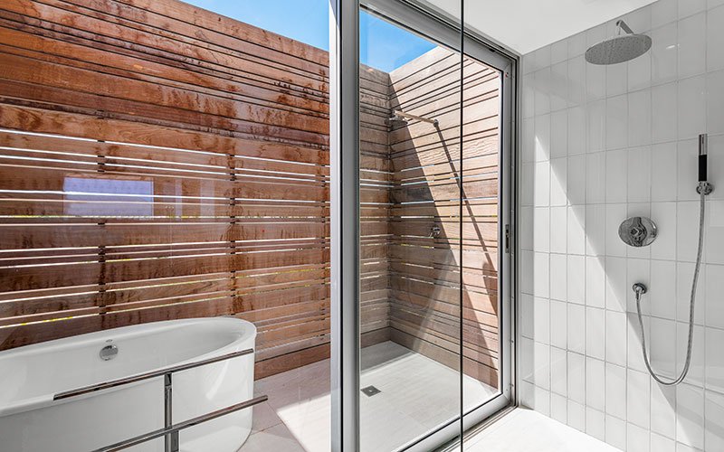CHRY-Master-Bathroom-(1).jpg