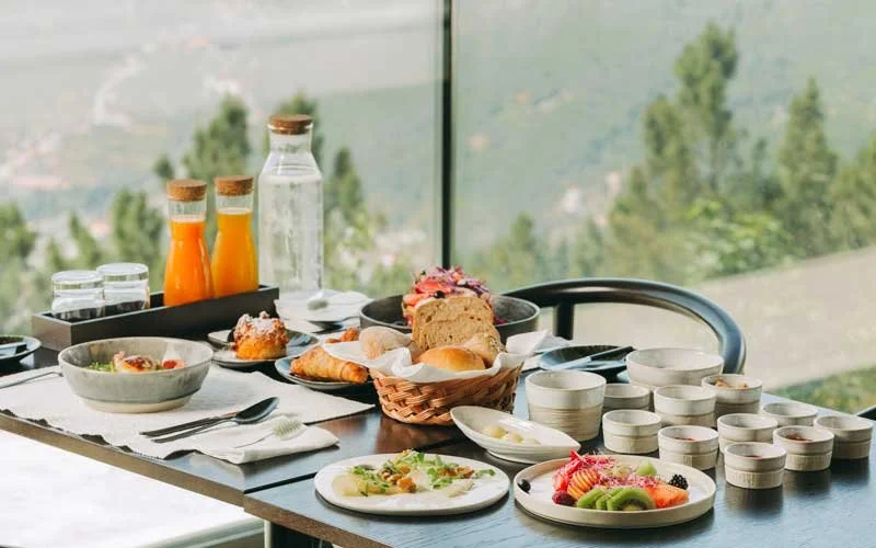 CasadeSaoLourenco_Breakfast.jpg