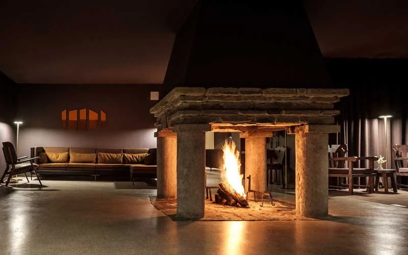 CasadeSaoLourenco_Fireplace-1.jpg