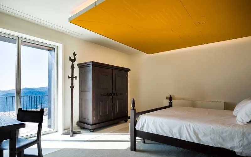 CasadeSaoLourenco_Room-Maria-Keil-Panorama.jpg