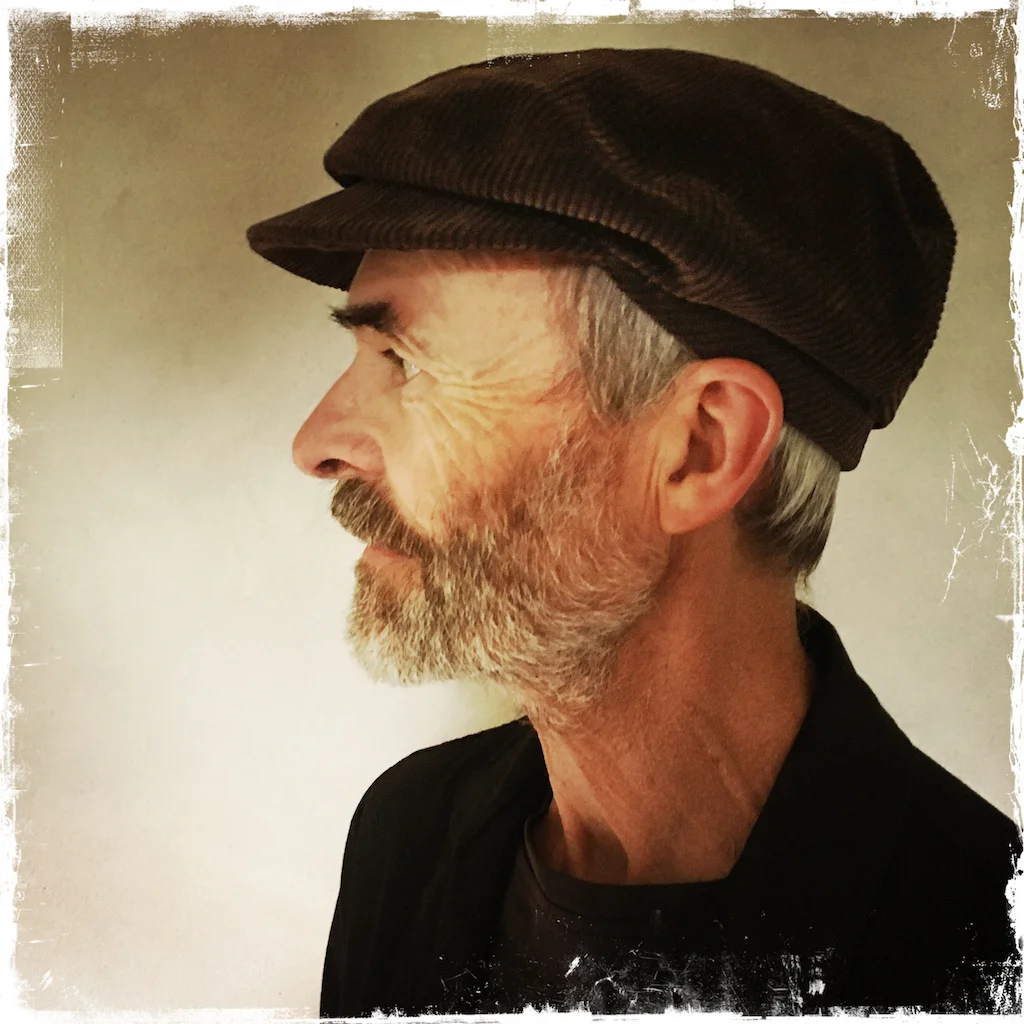 AndrewWilkie-Hat18-020 copy.jpg