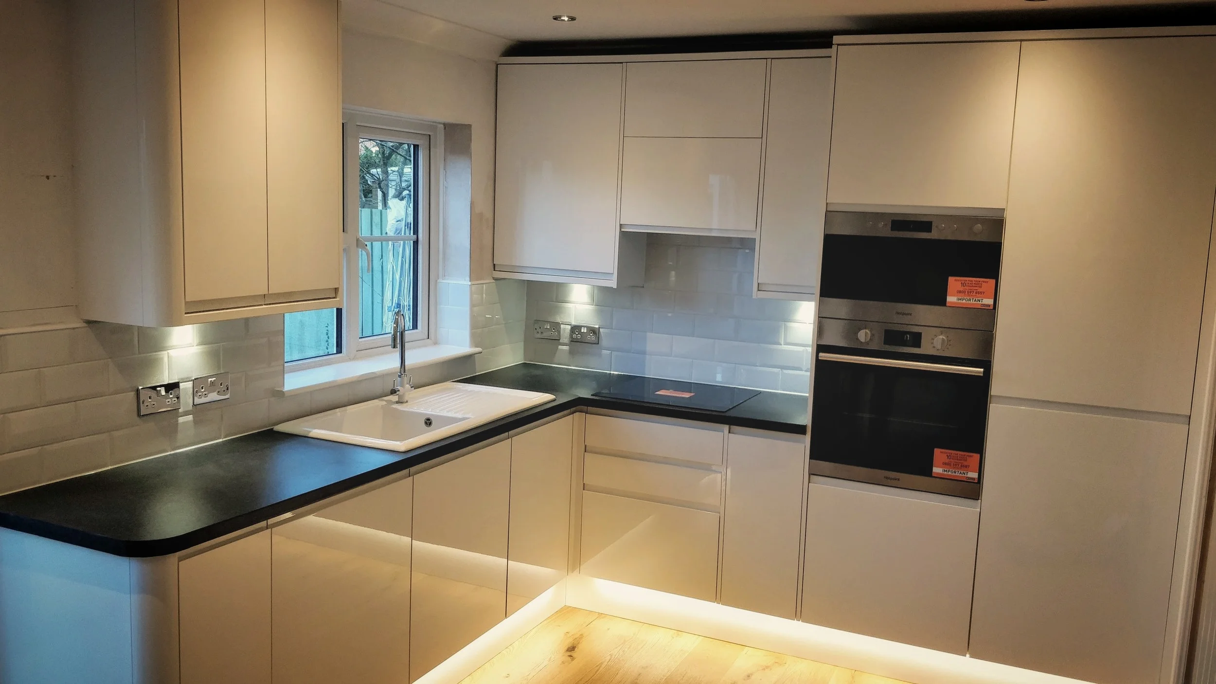 Modern kitchen install