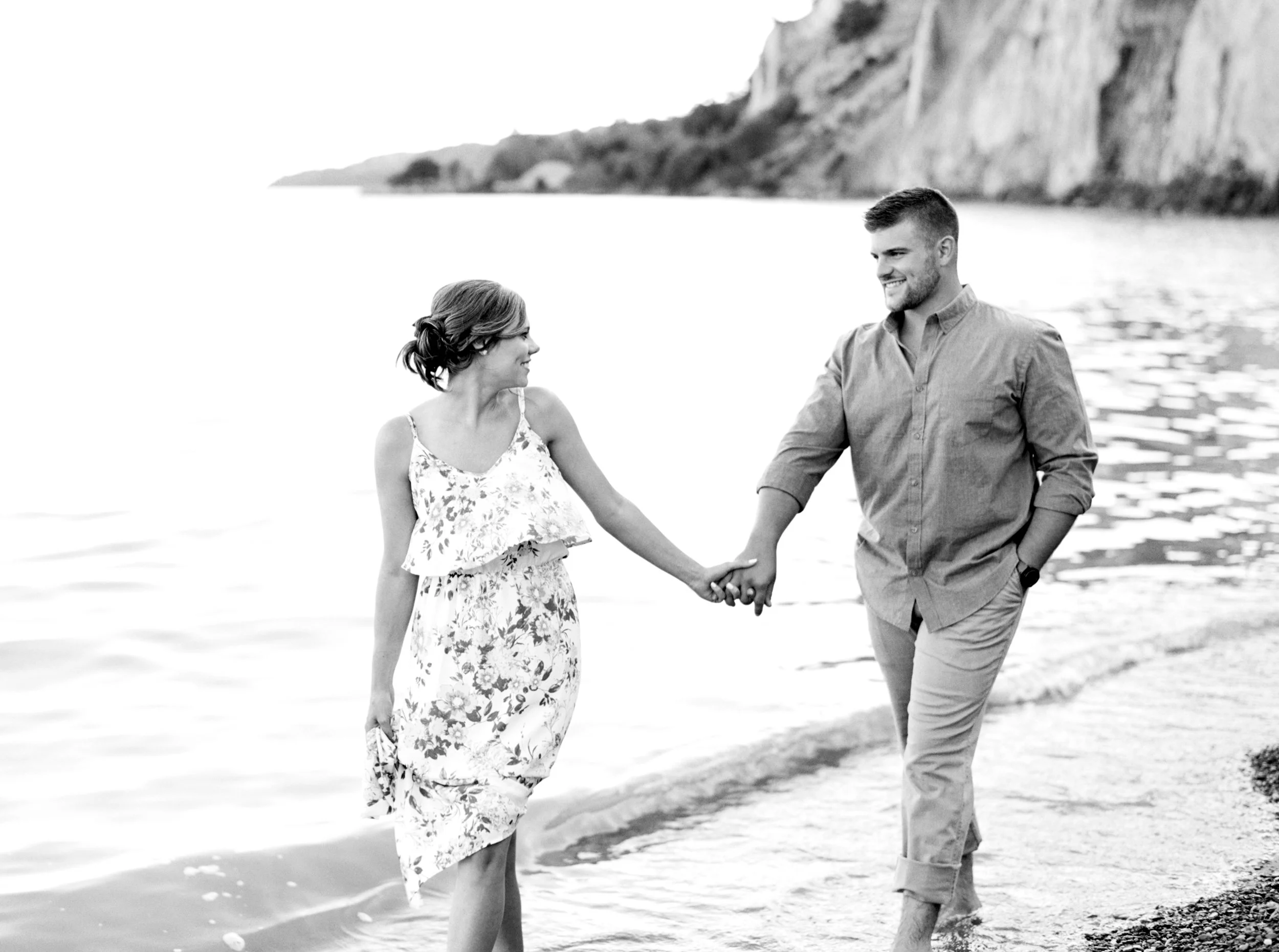 Hannah+Jesse_Engagements_008.jpg