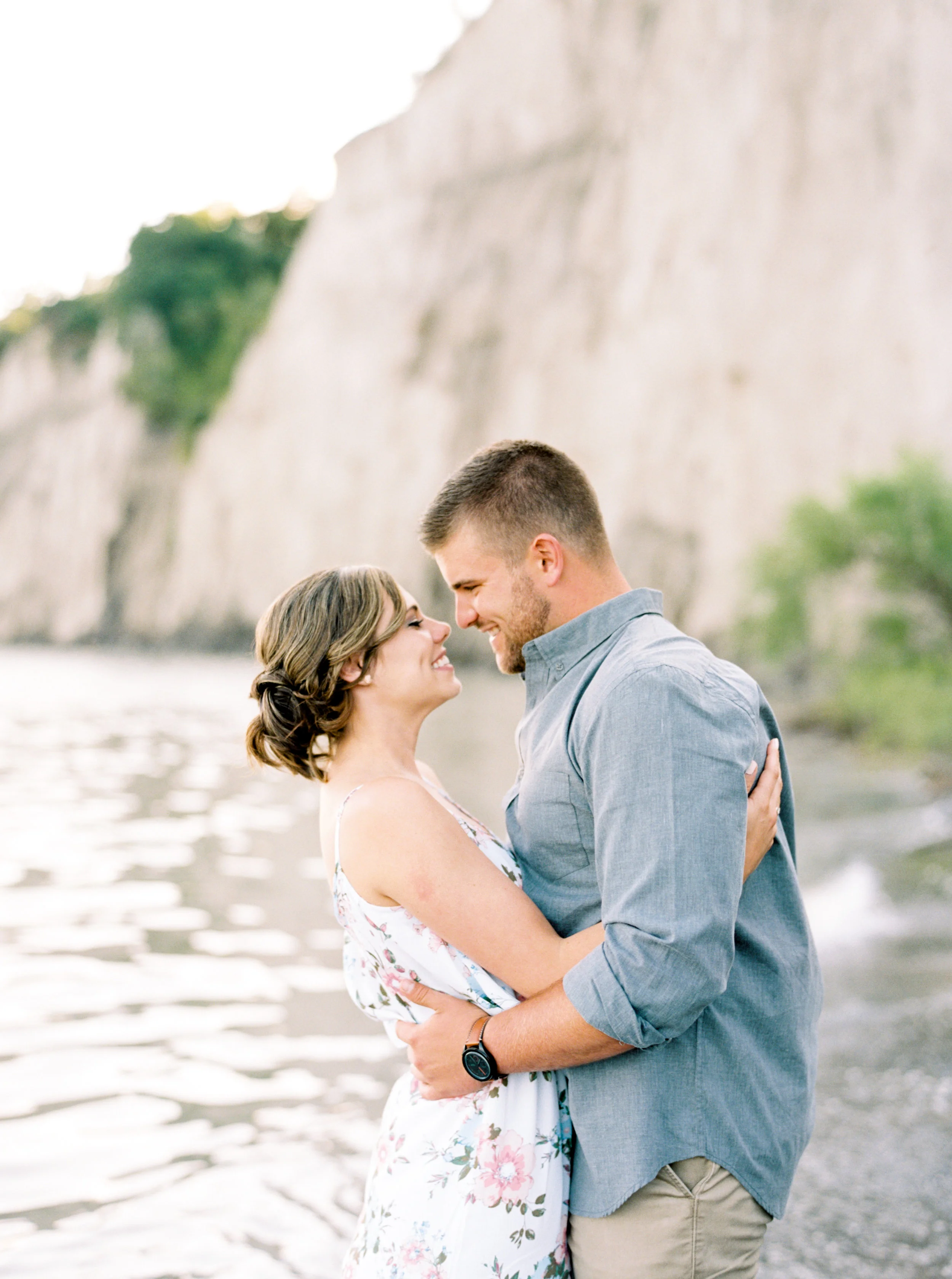 Hannah+Jesse_Engagements_012.jpg