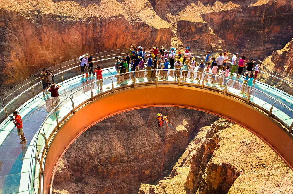skywalk.jpg