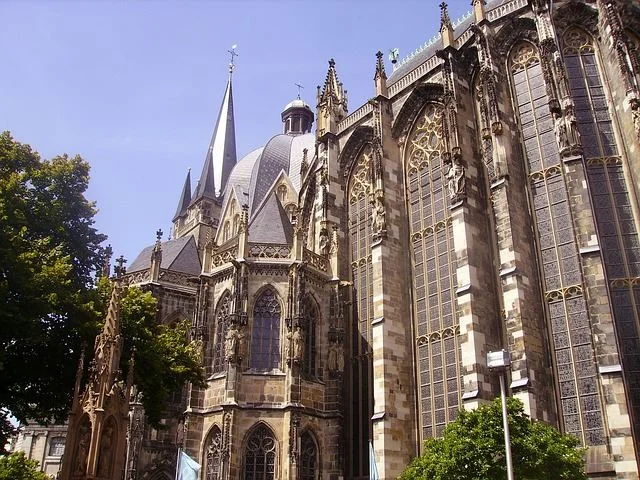 aachen-90603_640.jpg