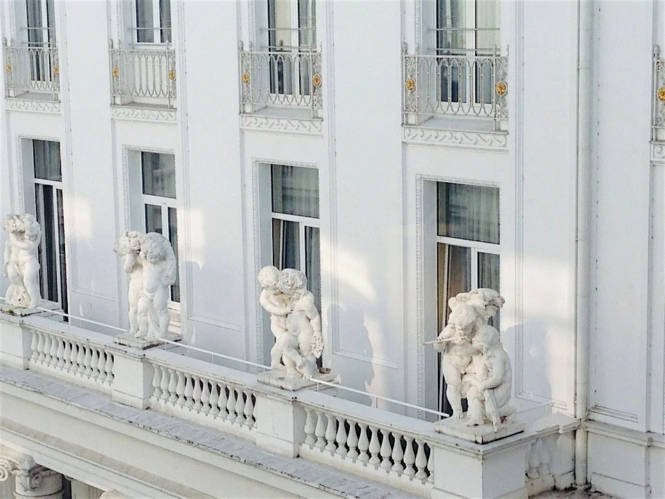 hamburg-Atlantic Kempinski Hotel.jpg